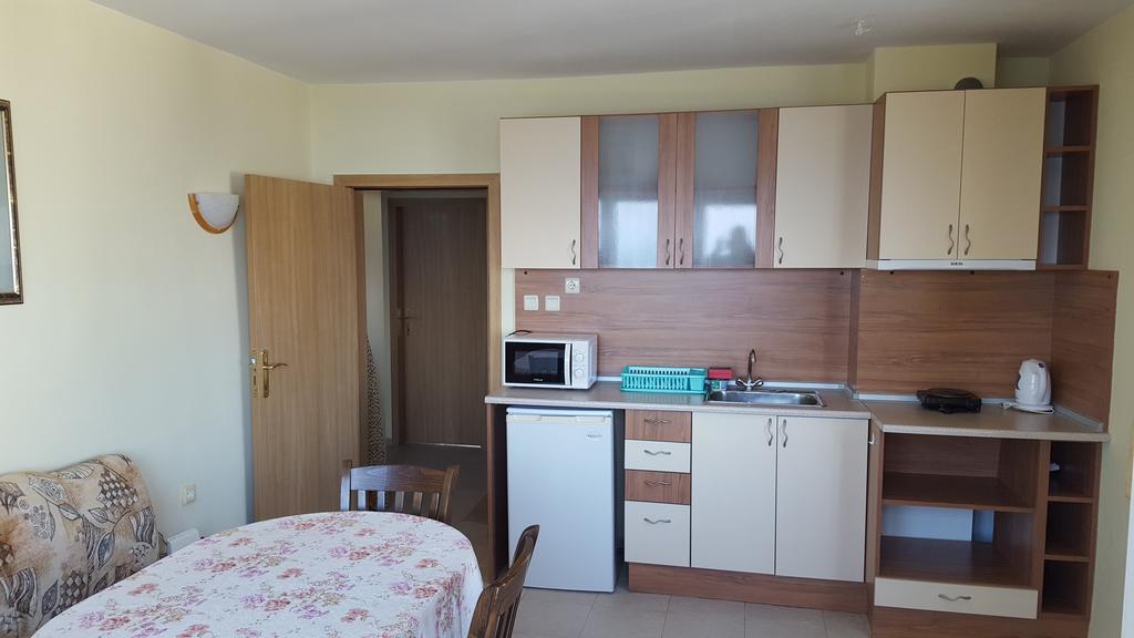 Villa Krisia Apartments Созополь Экстерьер фото