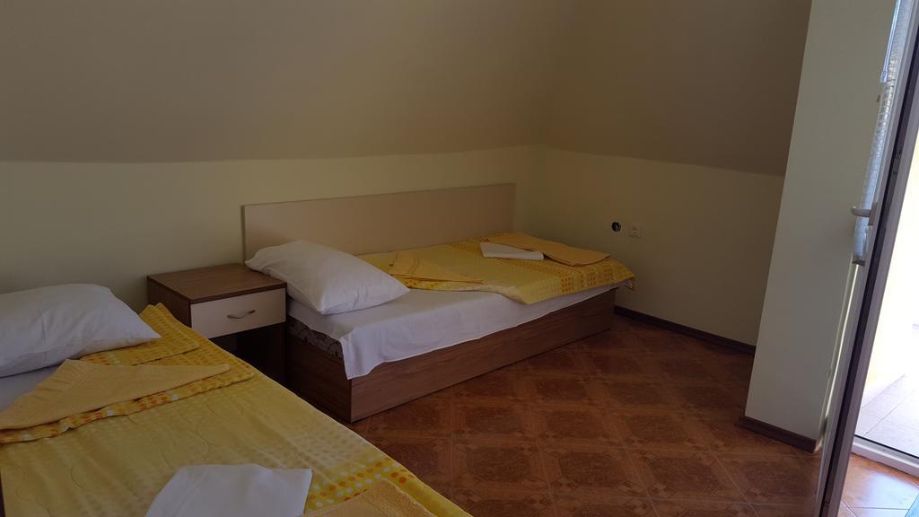 Villa Krisia Apartments Созополь Экстерьер фото
