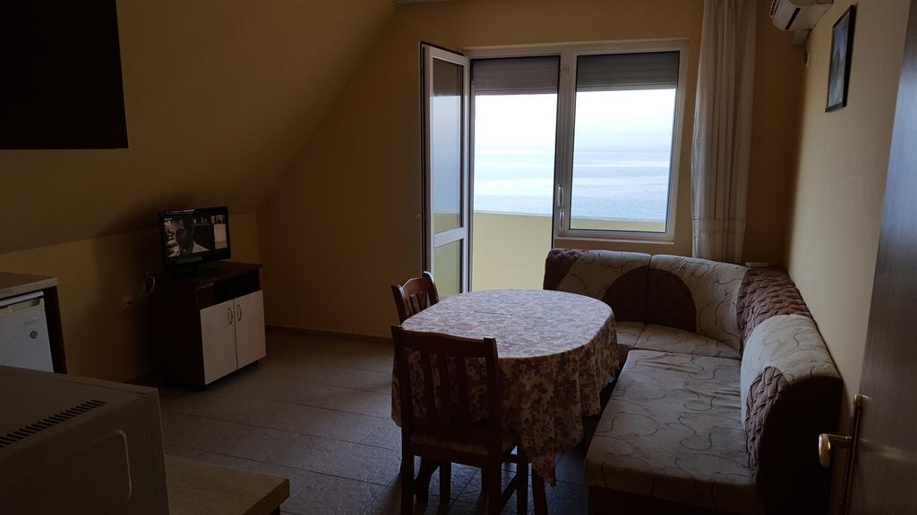 Villa Krisia Apartments Созополь Экстерьер фото